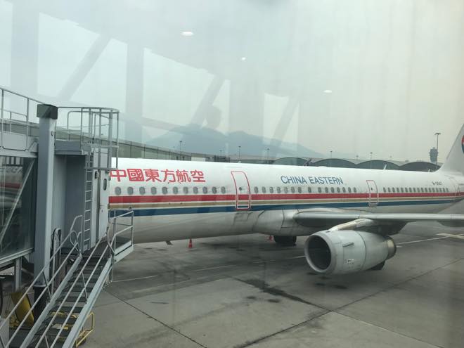 『香港から上海に移動』「上海の記憶がほとんど無い・・・」香港～上海に飛行機で移動。