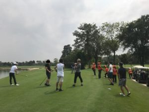 「トラウマ」カミングアウトの18ホールラウンド